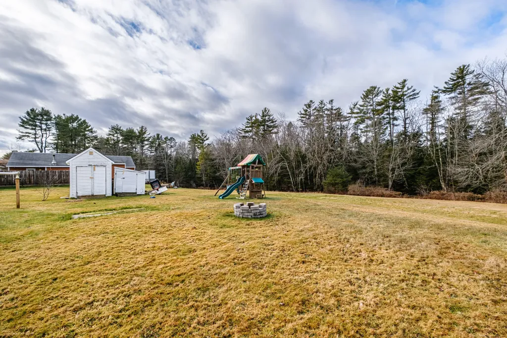 36 Page Avenue Wiscasset ME 04578