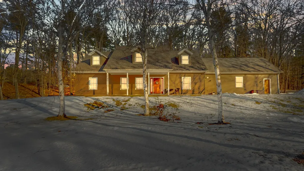81 Nezinscot Drive Turner ME 04282