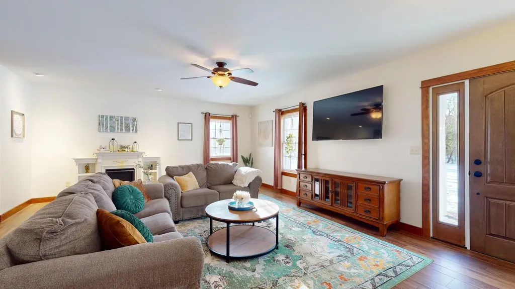 81 Nezinscot Drive Turner ME 04282