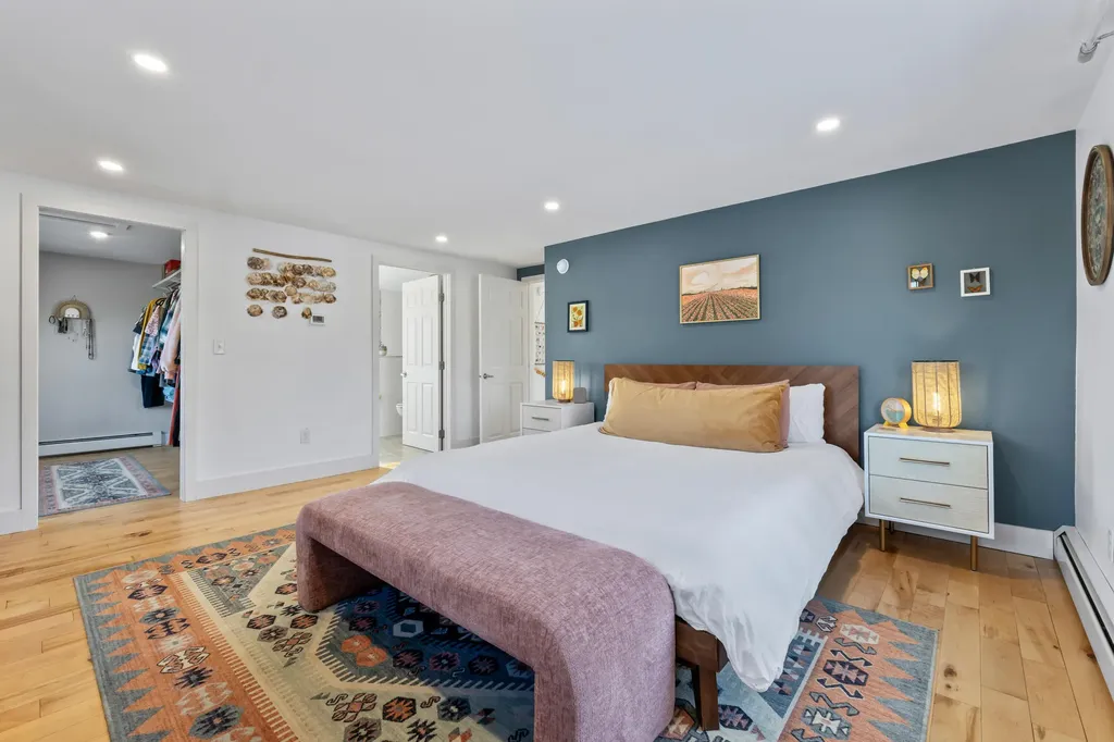 6 Apple Lane Standish ME 04084
