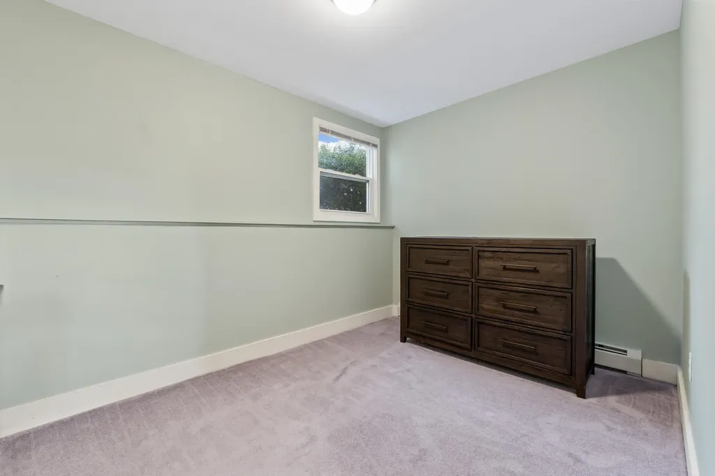 6 Apple Lane Standish ME 04084