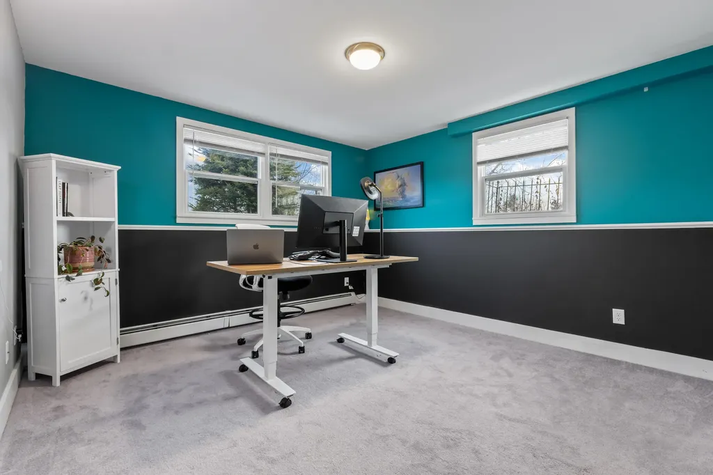 6 Apple Lane Standish ME 04084