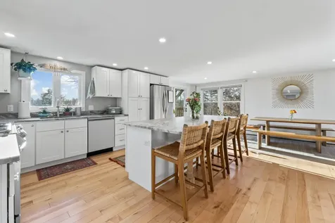 6 Apple Lane Standish ME 04084