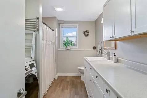6 Apple Lane Standish ME 04084