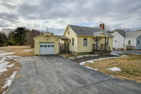 215 Black Point Road Scarborough ME 04074