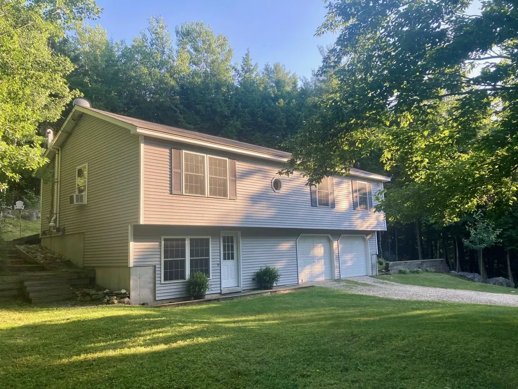 535 Hebron Road Paris ME 04281