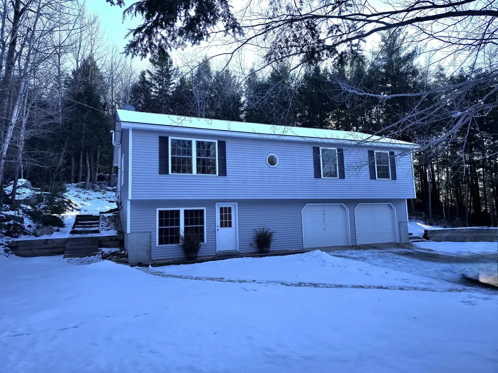 535 Hebron Road Paris ME 04281