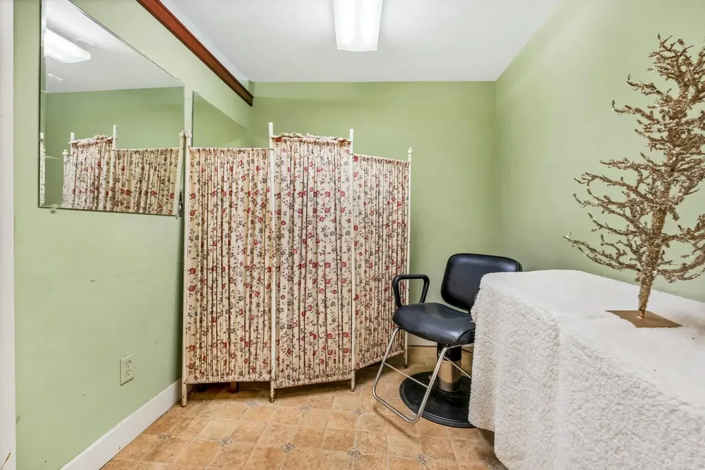 242 Park Street Rockland ME 04841