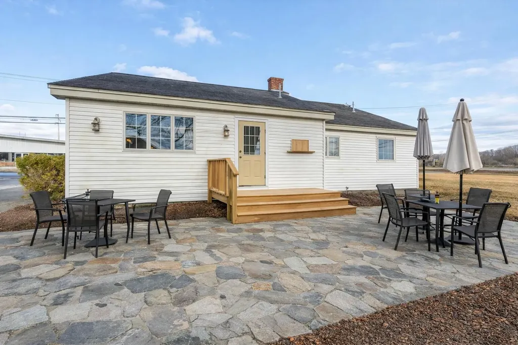 242 Park Street Rockland ME 04841