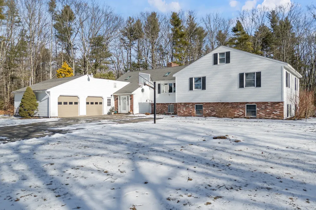 77 Lincoln Road Saco ME 04072