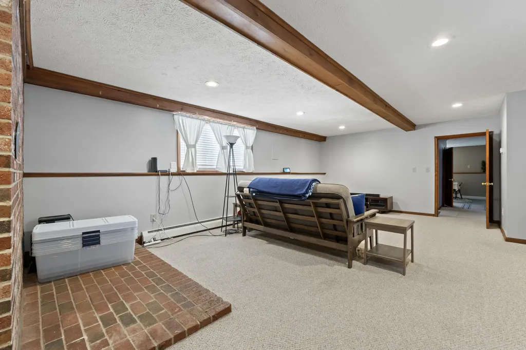 77 Lincoln Road Saco ME 04072