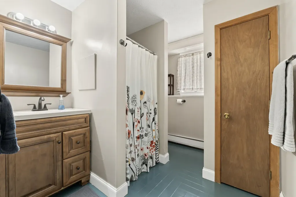 77 Lincoln Road Saco ME 04072