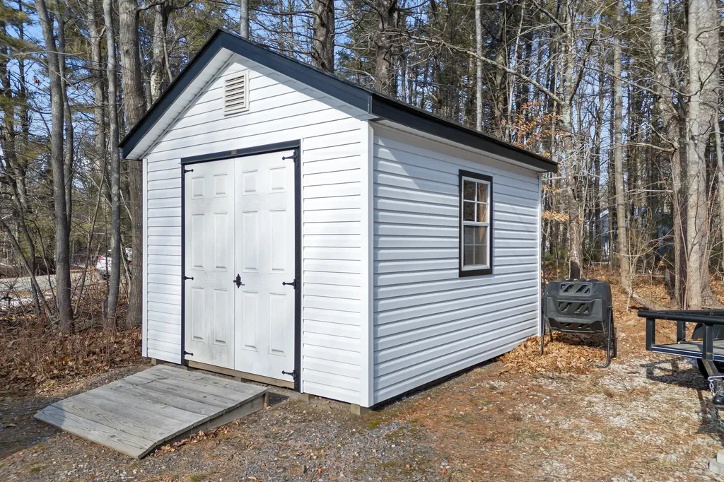77 Lincoln Road Saco ME 04072