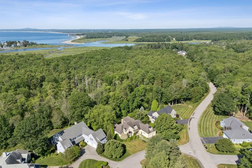1 Sweet Pea Lane Kennebunk ME 04043