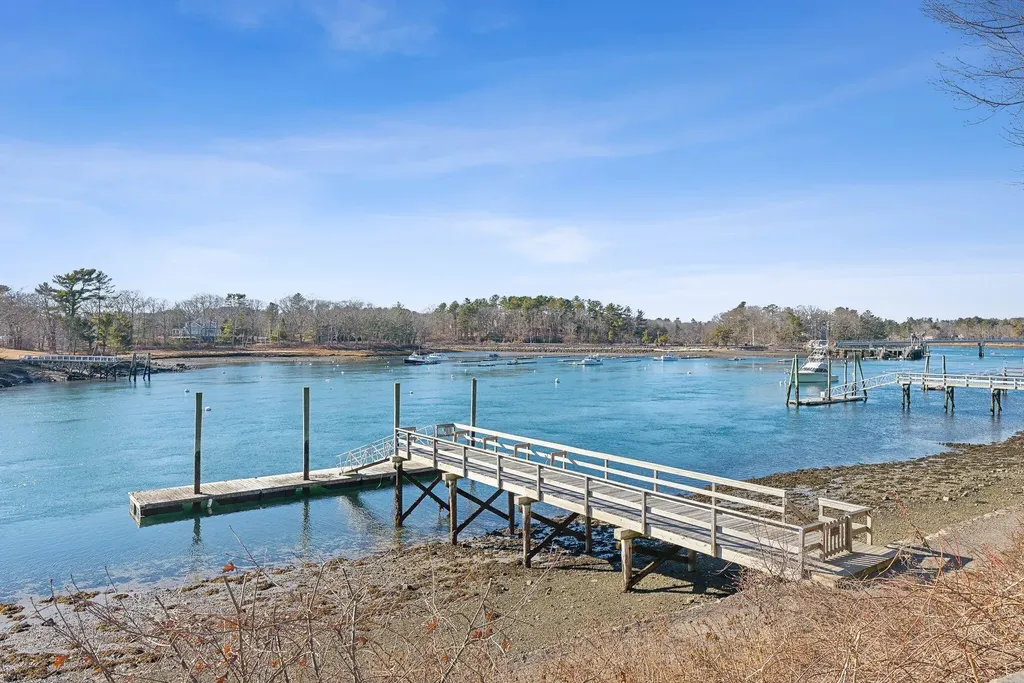 23 Harmon Park Road York ME 03909