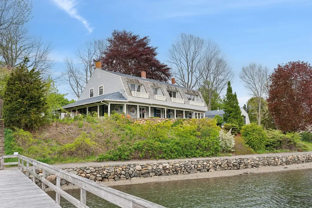 23 Harmon Park Road York ME 03909