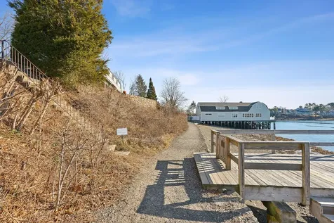 23 Harmon Park Road York ME 03909