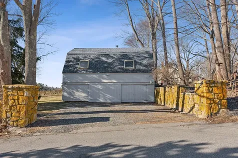 23 Harmon Park Road York ME 03909
