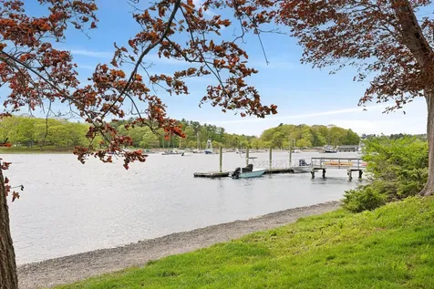 23 Harmon Park Road York ME 03909