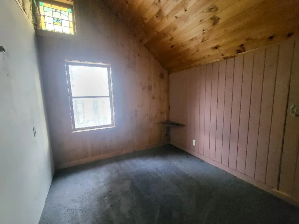 105 Zions Hill Road Chesterville ME 04938