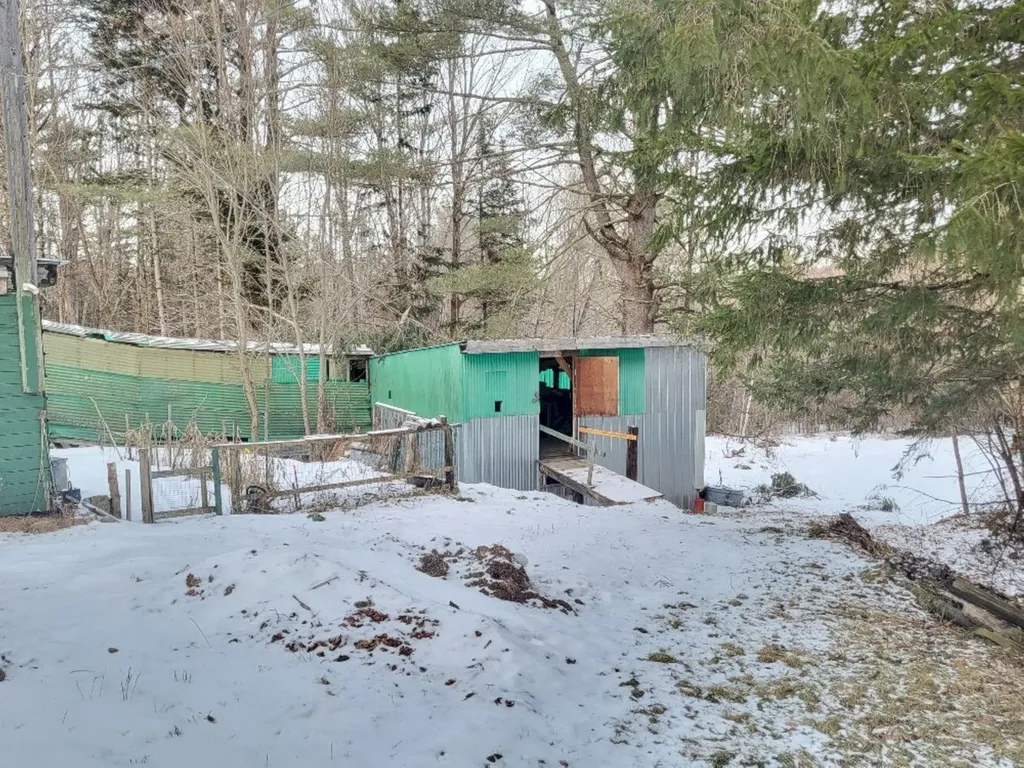 105 Zions Hill Road Chesterville ME 04938