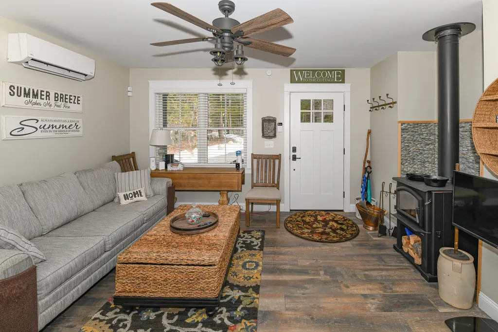 78 Walter Hill Road Naples ME 04055