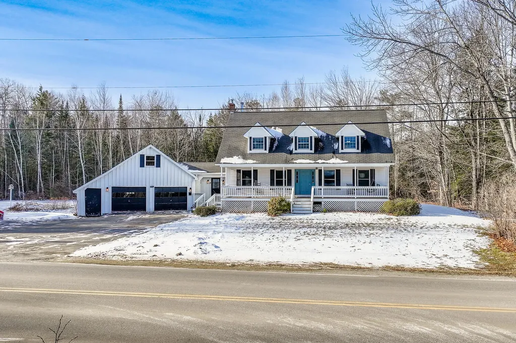 612 Prescott Road Manchester ME 04351