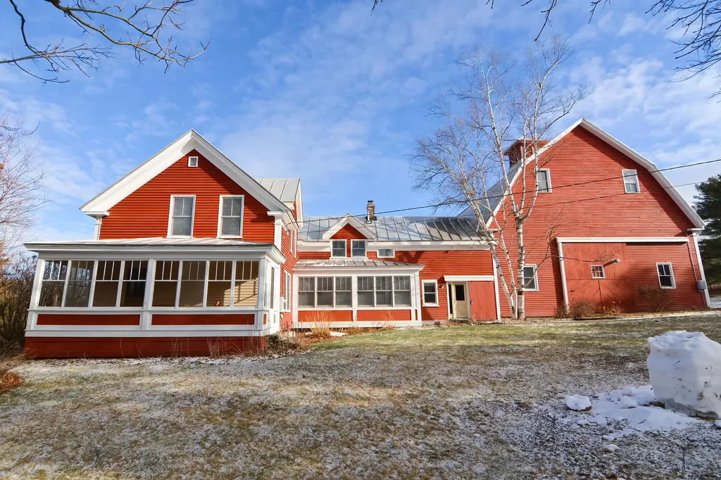 82 Bassett Road Winslow ME 04901