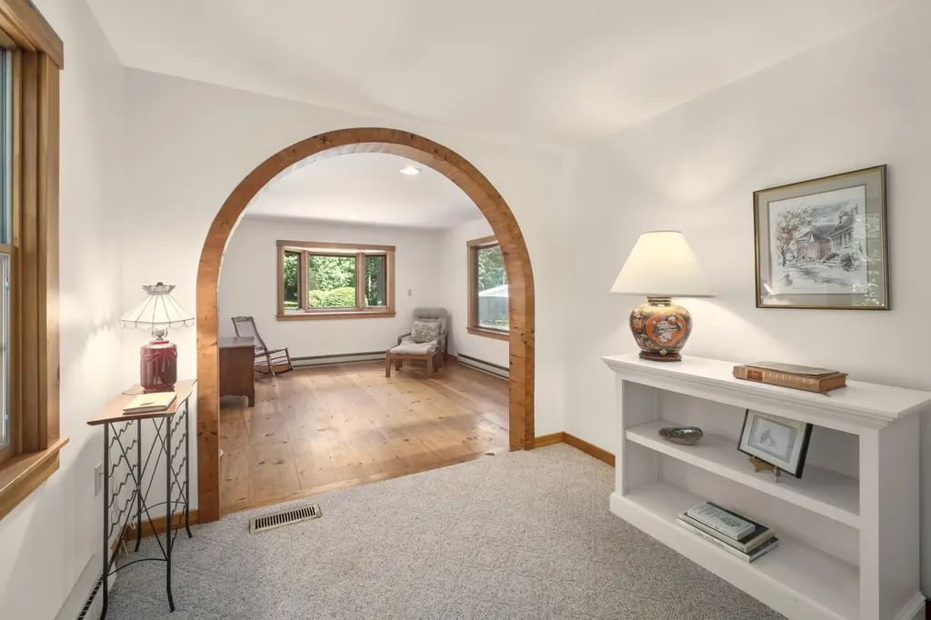 12 Deans Way Rockport ME 04856