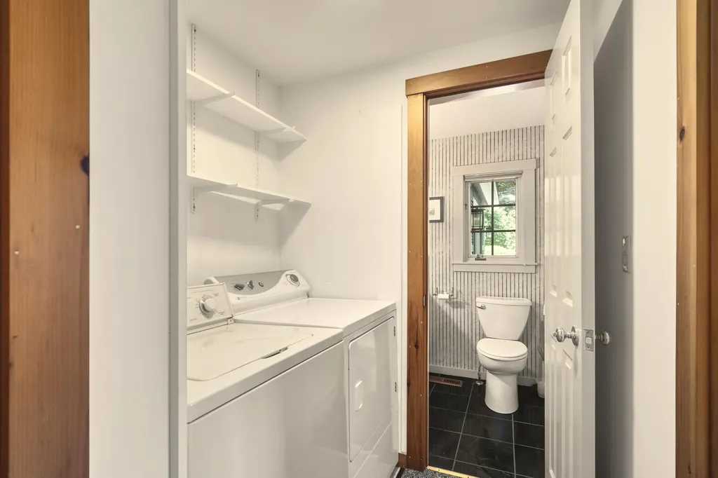 12 Deans Way Rockport ME 04856