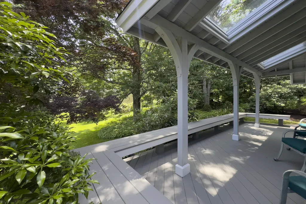 12 Deans Way Rockport ME 04856