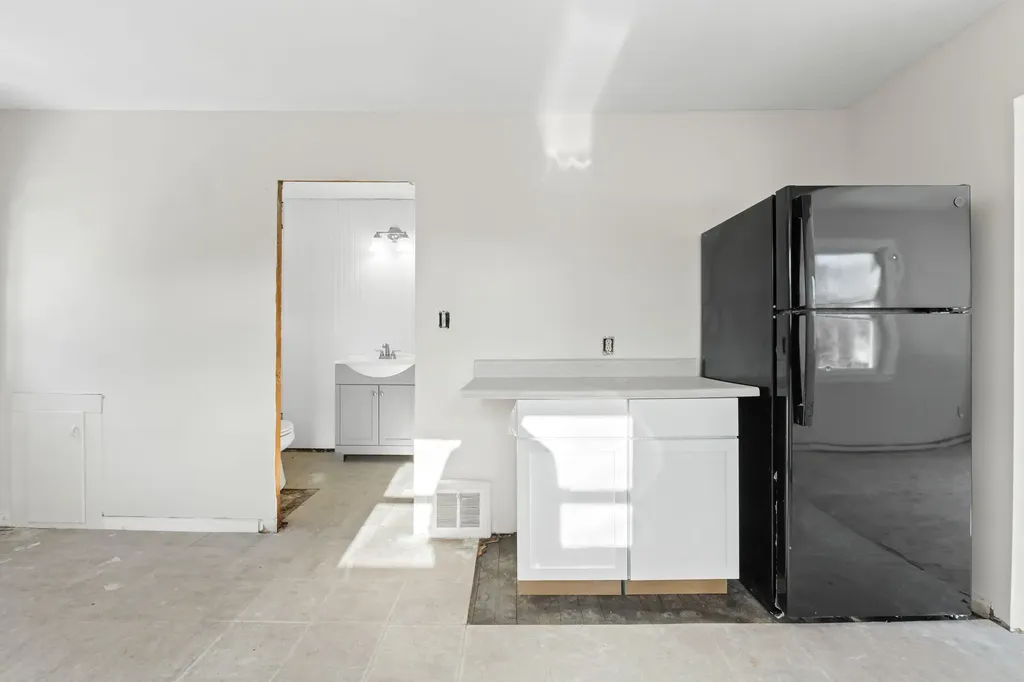 27 Bear Paw Lane Livermore ME 04253