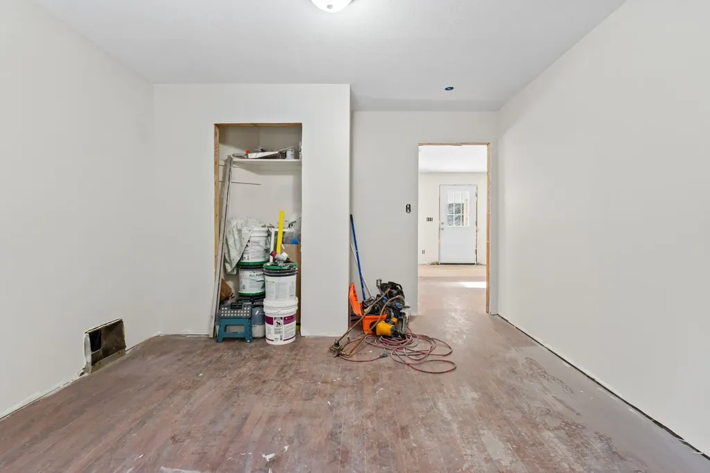 27 Bear Paw Lane Livermore ME 04253