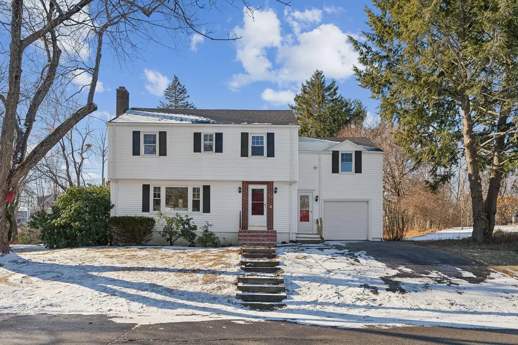 39 Pya Road Portland ME 04103