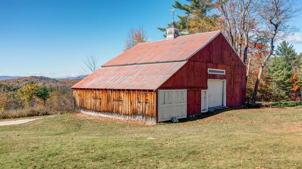 129 Perry Hill Road Sweden ME 04040