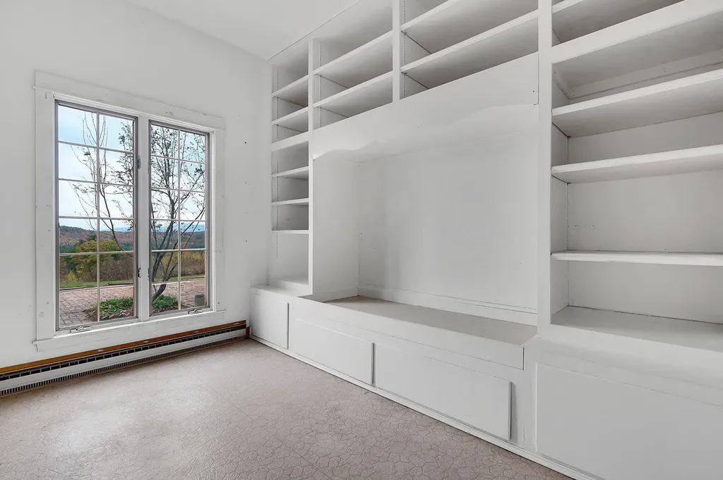 129 Perry Hill Road Sweden ME 04040
