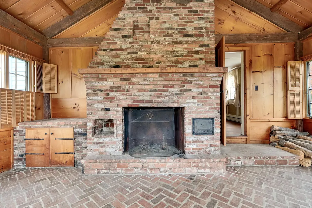 129 Perry Hill Road Sweden ME 04040