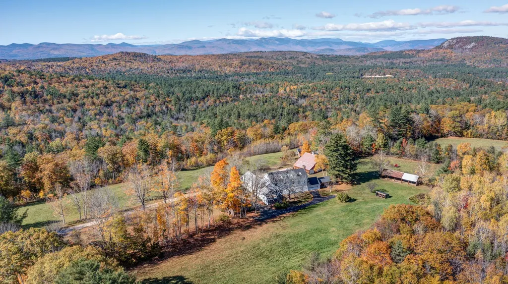 129 Perry Hill Road Sweden ME 04040