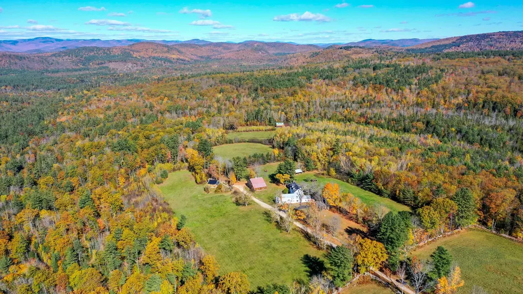129 Perry Hill Road Sweden ME 04040