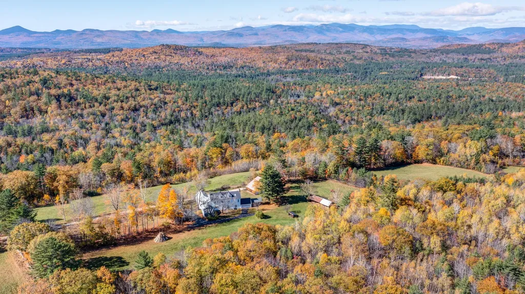 129 Perry Hill Road Sweden ME 04040