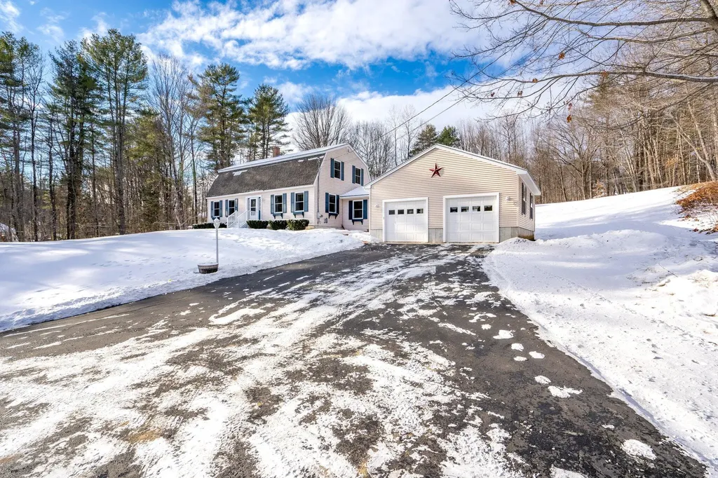 157 Harrison Road Norway ME 04268