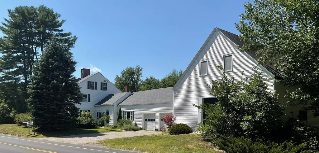 316 Middlesex Road Topsham ME 04086