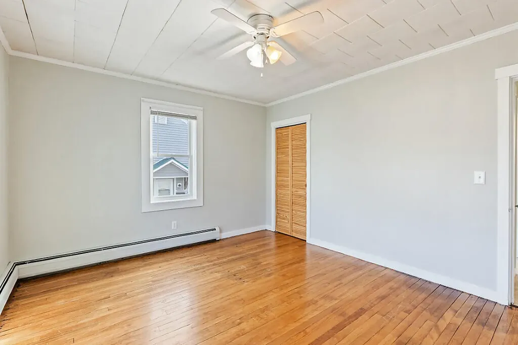 16 Brookside Avenue Augusta ME 04330