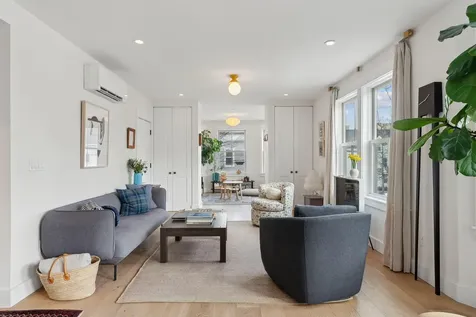 60 Munjoy Street Portland ME 04101