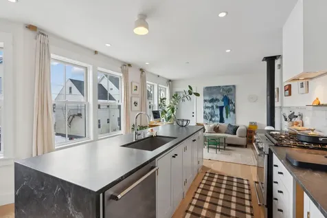 60 Munjoy Street Portland ME 04101