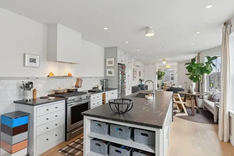 60 Munjoy Street Portland ME 04101