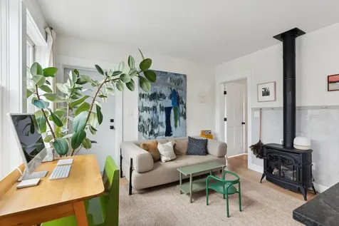 60 Munjoy Street Portland ME 04101