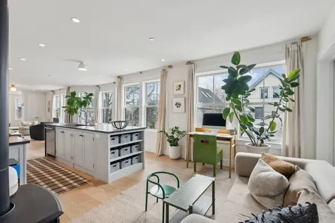 60 Munjoy Street Portland ME 04101