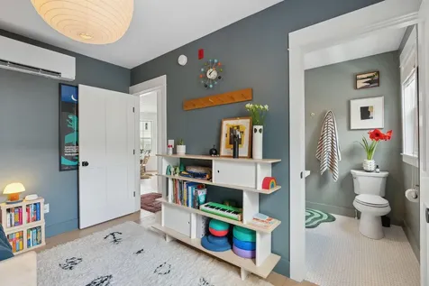 60 Munjoy Street Portland ME 04101
