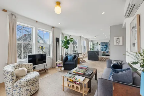 60 Munjoy Street Portland ME 04101
